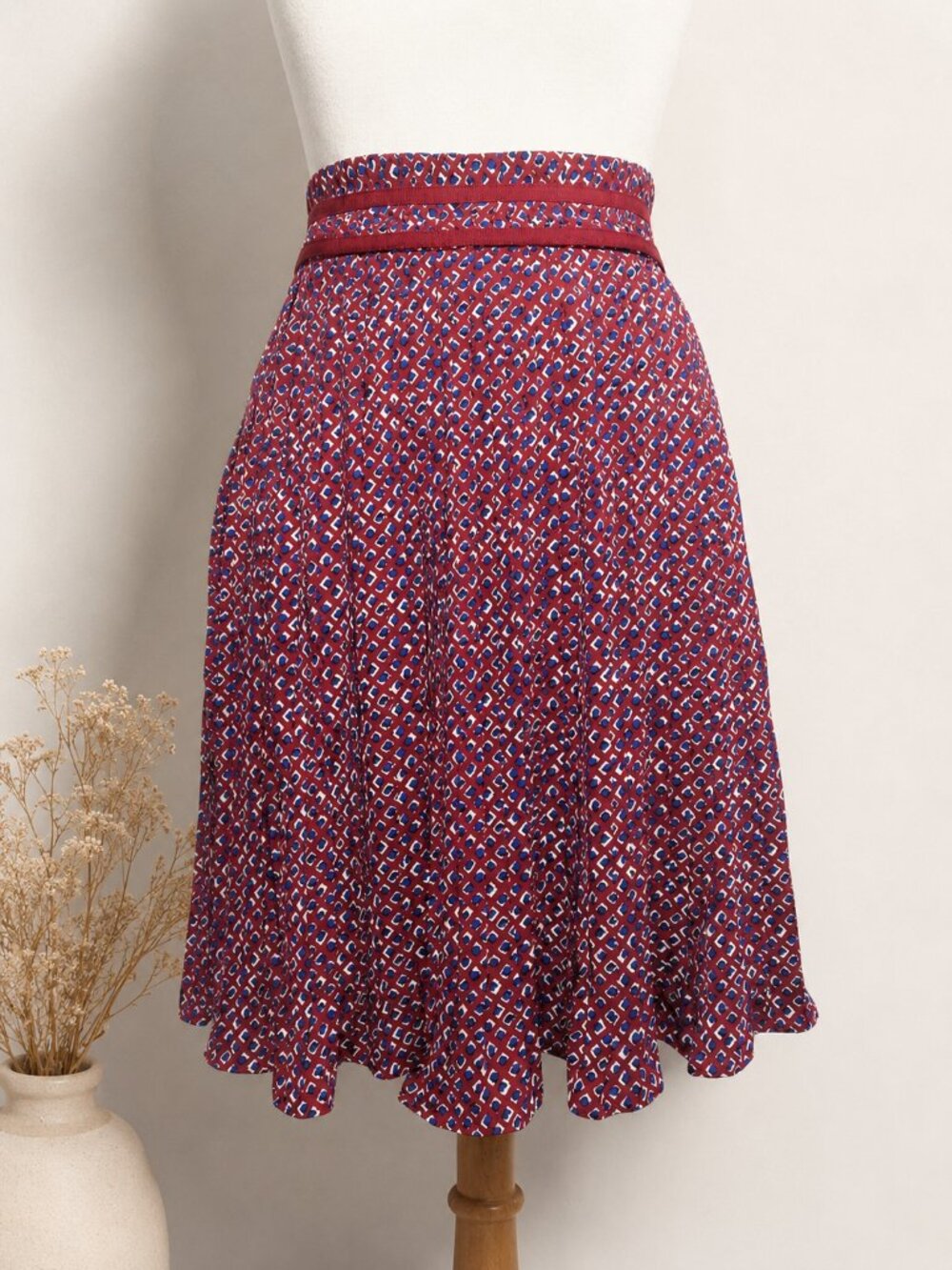 Banana Republic Pleated A-Line Skirt Size 2